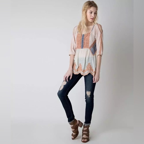 Gimmicks by BKE Crochet Henley Top - Picture 1 of 10